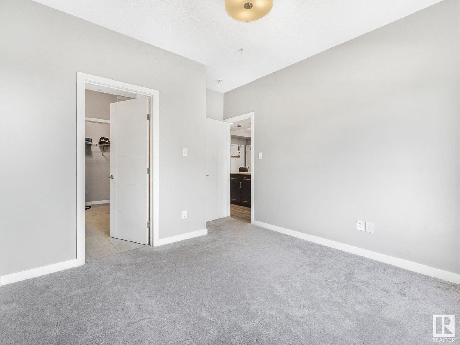 Photo 23 of 135 1154 Adamson Dr Sw, Edmonton AB