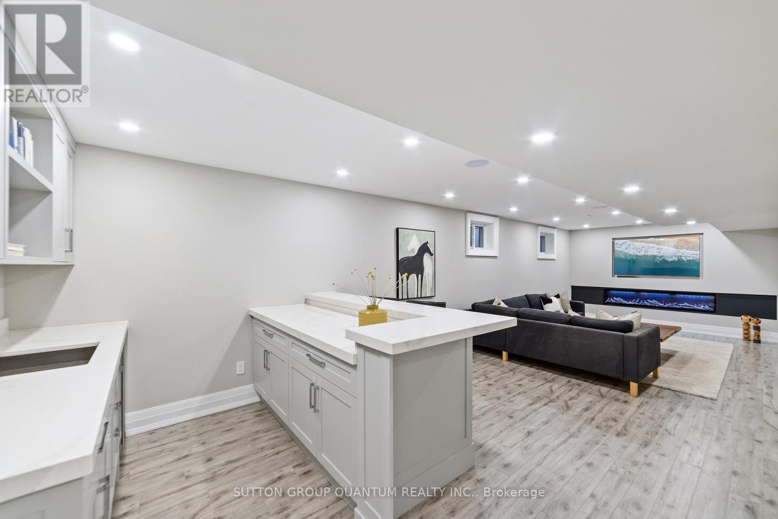 Photo 43 of 1857 Friar Tuck Court, Mississauga ON