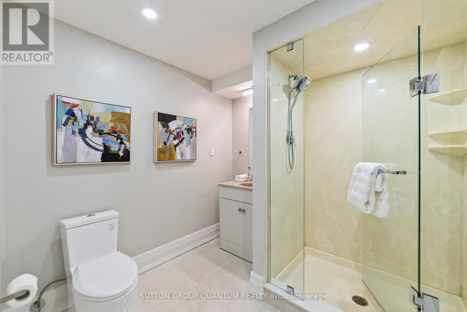 Photo 47 of 1857 Friar Tuck Court, Mississauga ON