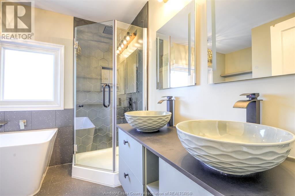 Photo 22 of 883 Pillette Road, Windsor ON