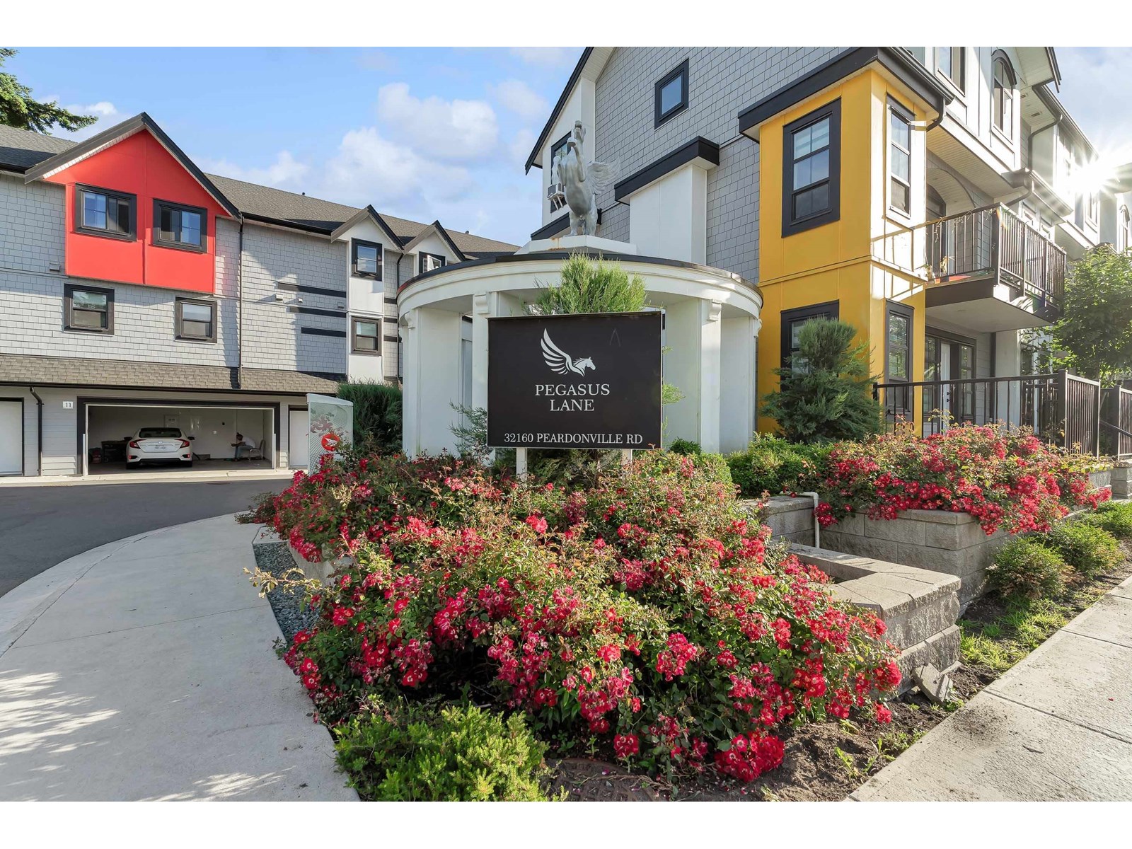 Photo 2 of 9 32160 Peardonville Road, Abbotsford BC