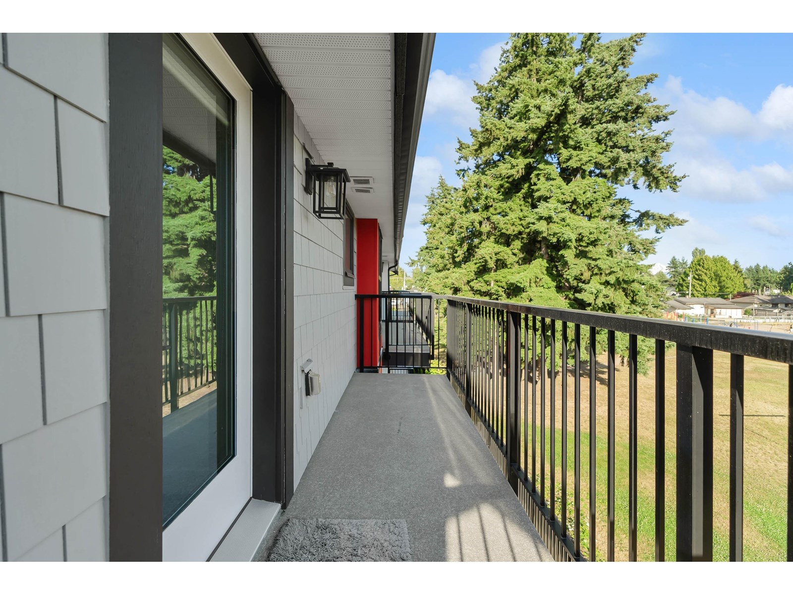 Photo 3 of 9 32160 Peardonville Road, Abbotsford BC