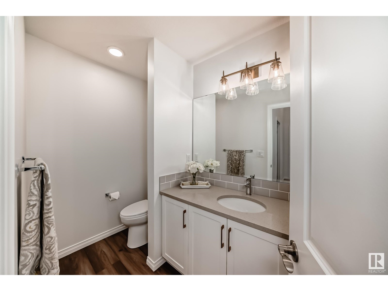 Photo 21 of 2532 206 St Nw, Edmonton AB
