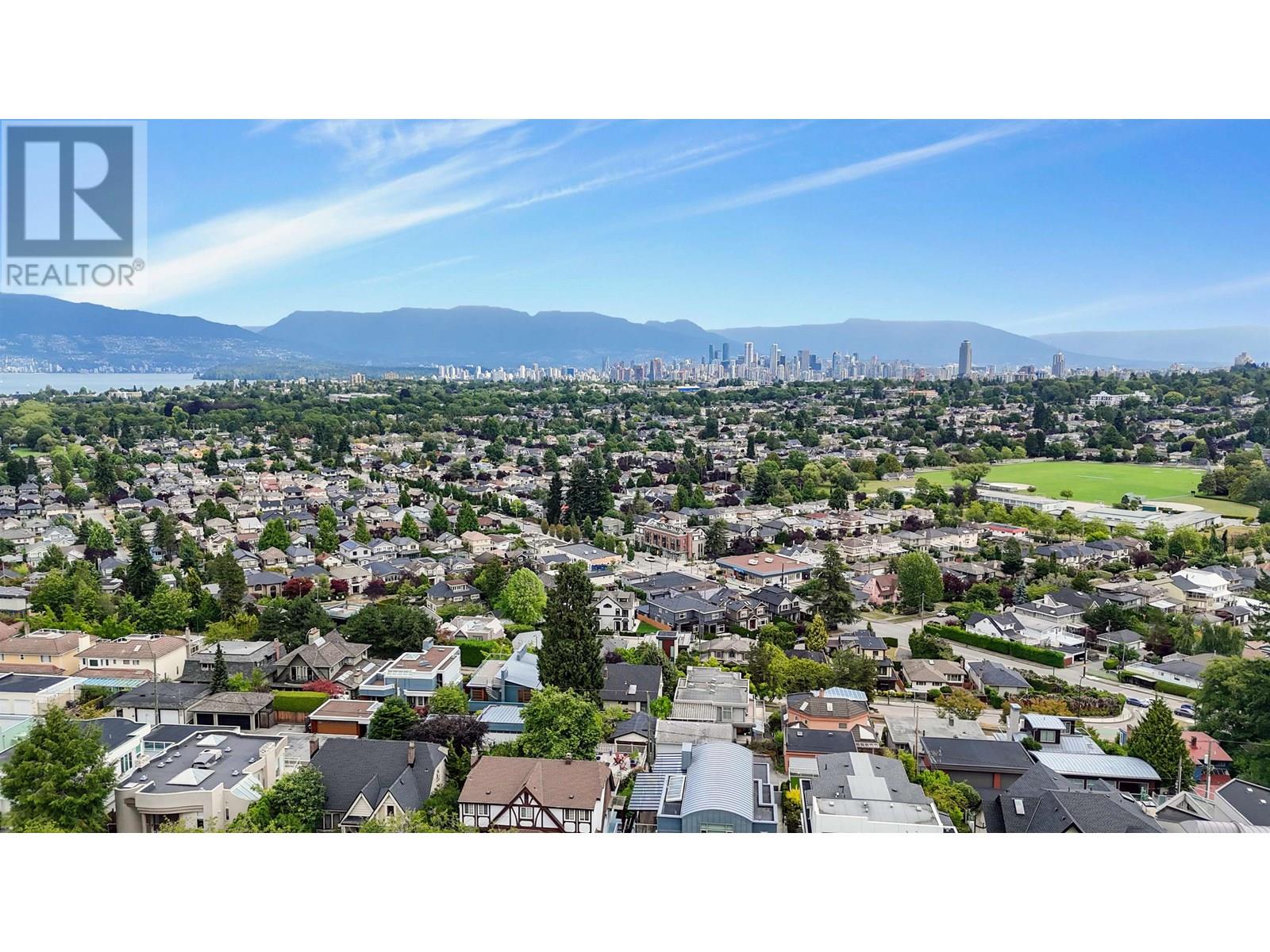 Photo 11 of 2912 W 27th Avenue, Vancouver BC