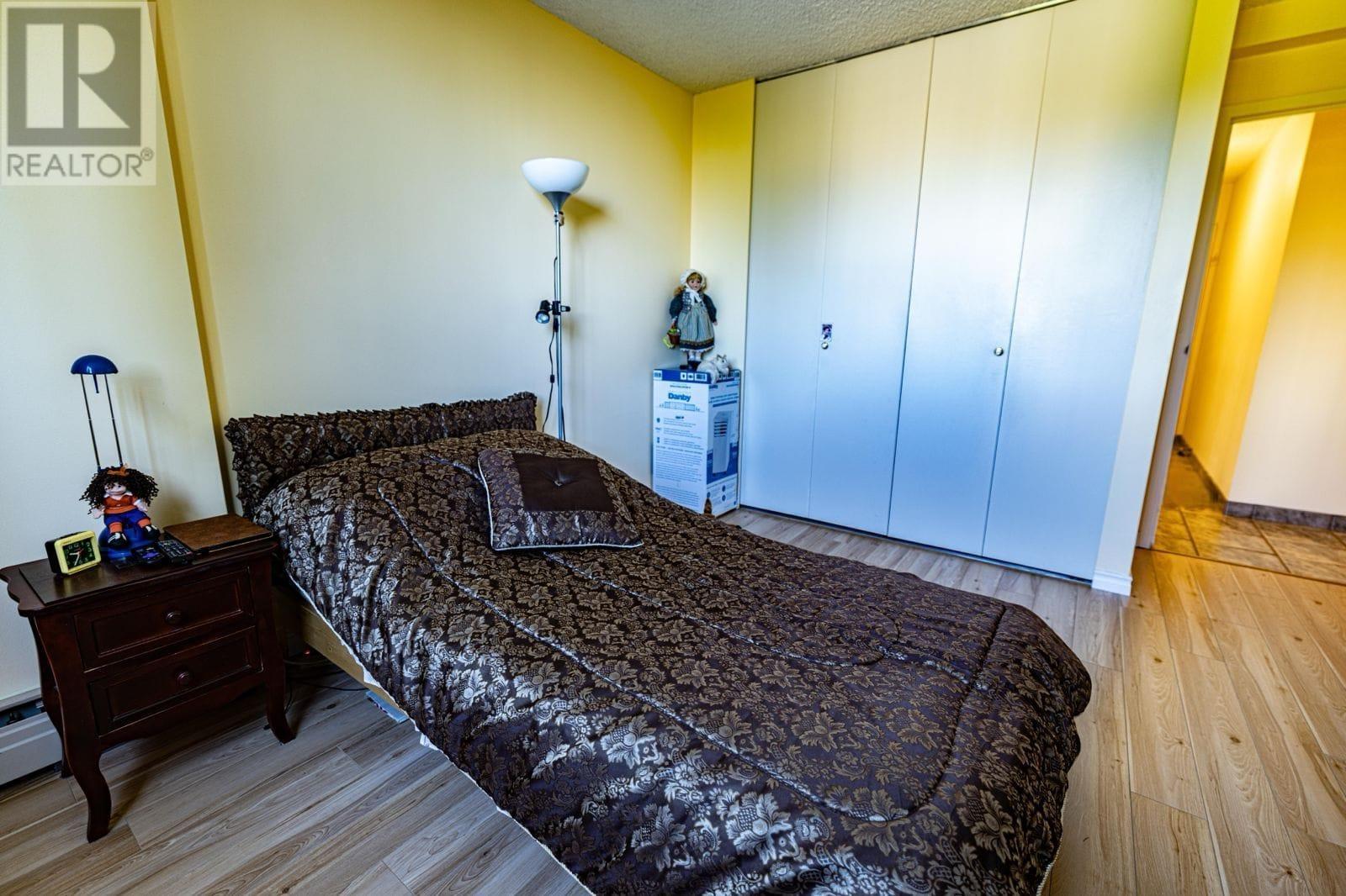 Photo 10 of 402 145 St Georges Avenue, North Vancouver BC