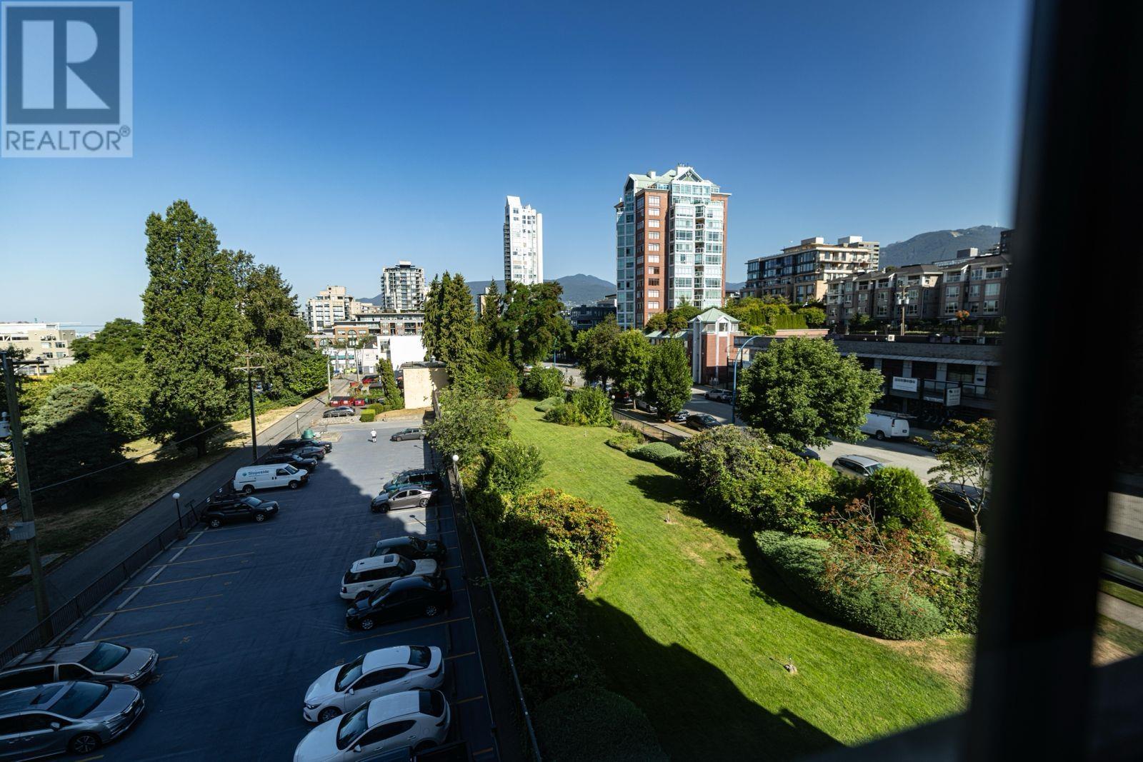 Photo 7 of 402 145 St Georges Avenue, North Vancouver BC