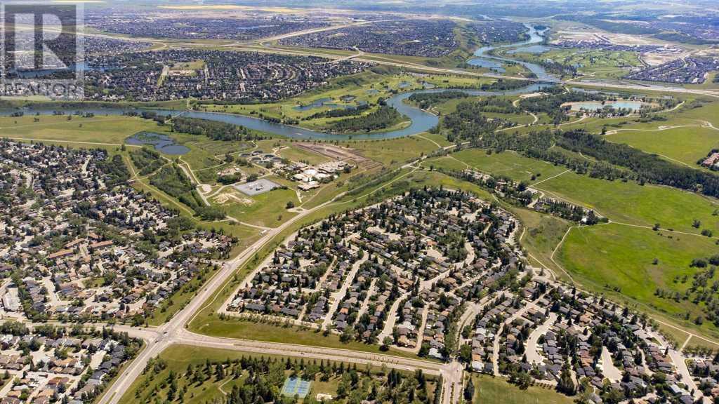 Single Family House for Sale in  Parkridge Way SE Parkland Calgary 