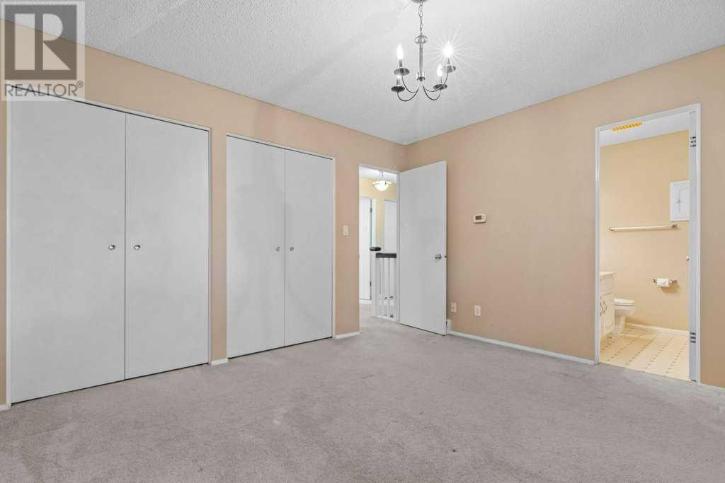 Single Family House for Sale in  Parkridge Way SE Parkland Calgary 