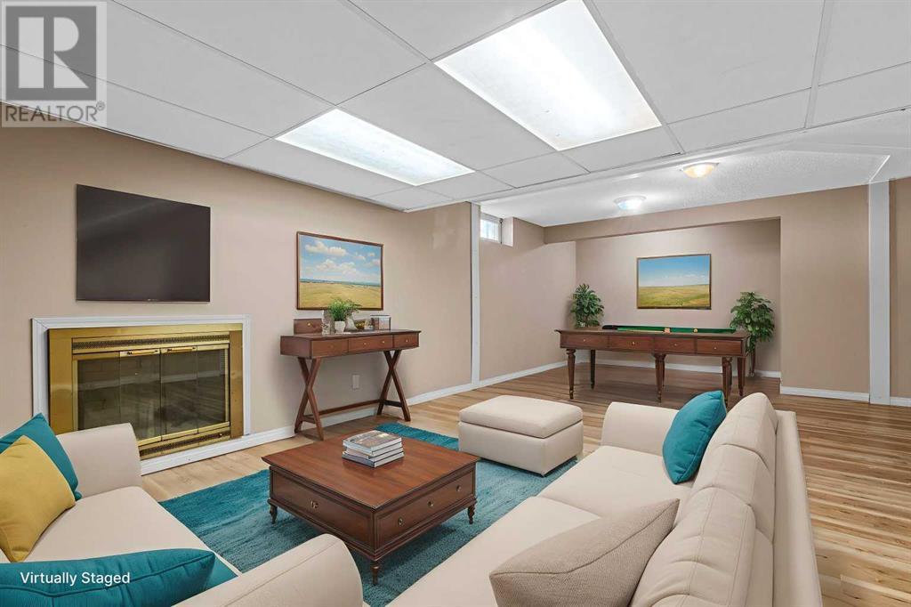 Single Family House for Sale in  Parkridge Way SE Parkland Calgary 