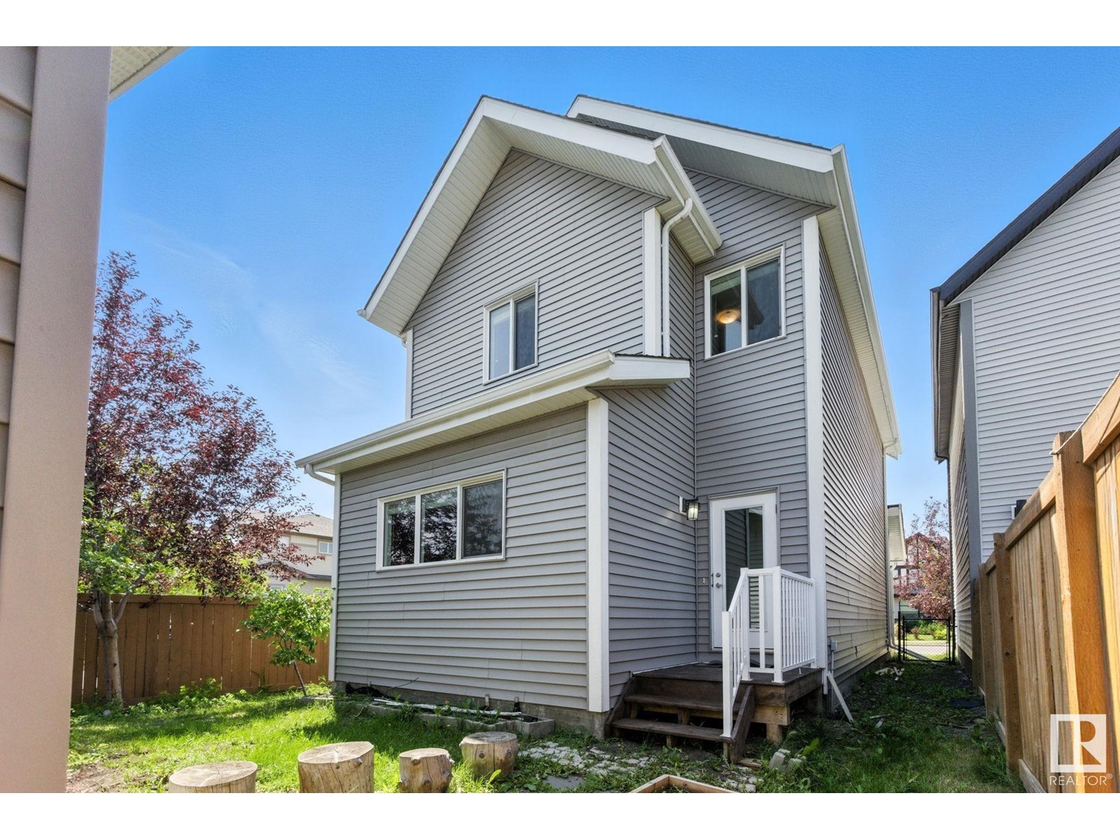 Photo 25 of 2033 Cavanagh Dr Sw, Edmonton AB