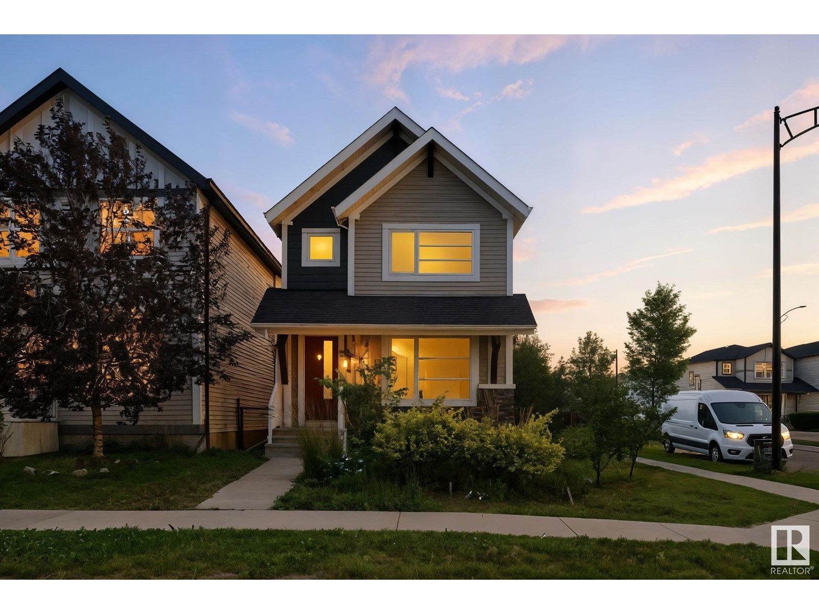 Photo 39 of 2033 Cavanagh Dr Sw, Edmonton AB