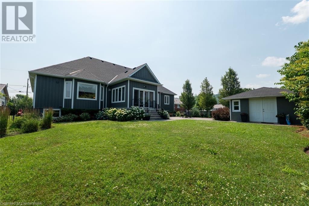 Photo 35 of 211 Lewis Road, Stoney Creek ON