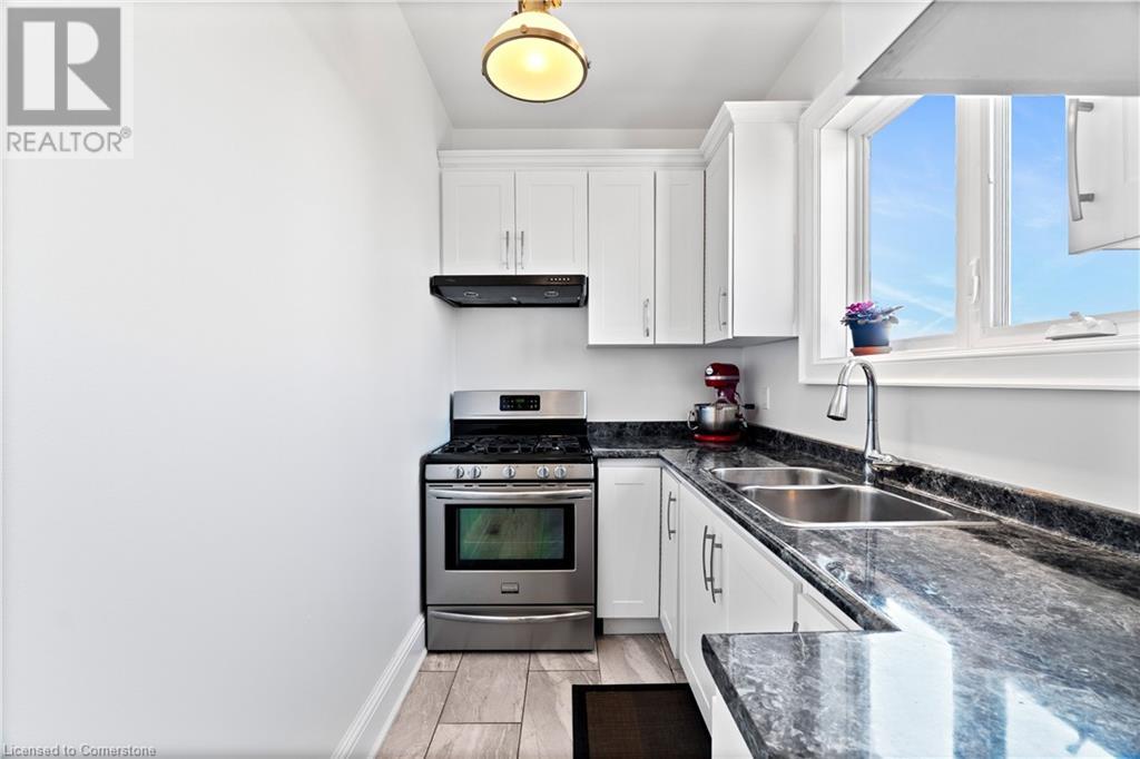 Photo 13 of 211 Lewis Road, Stoney Creek ON