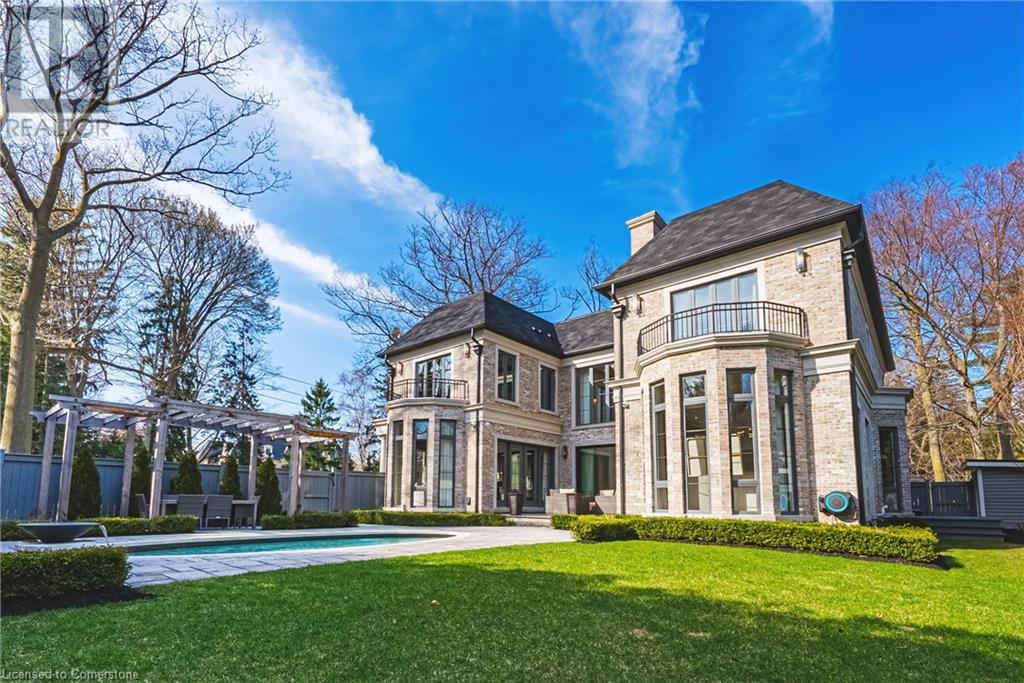 Photo 8 of 96 Brentwood Road, Oakville ON