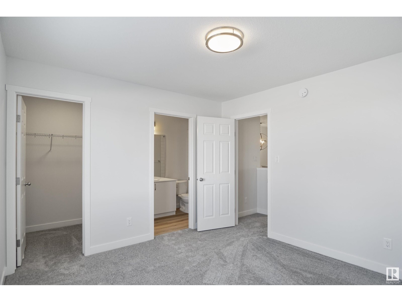 Photo 18 of 160 Savoy Cr, Sherwood Park AB