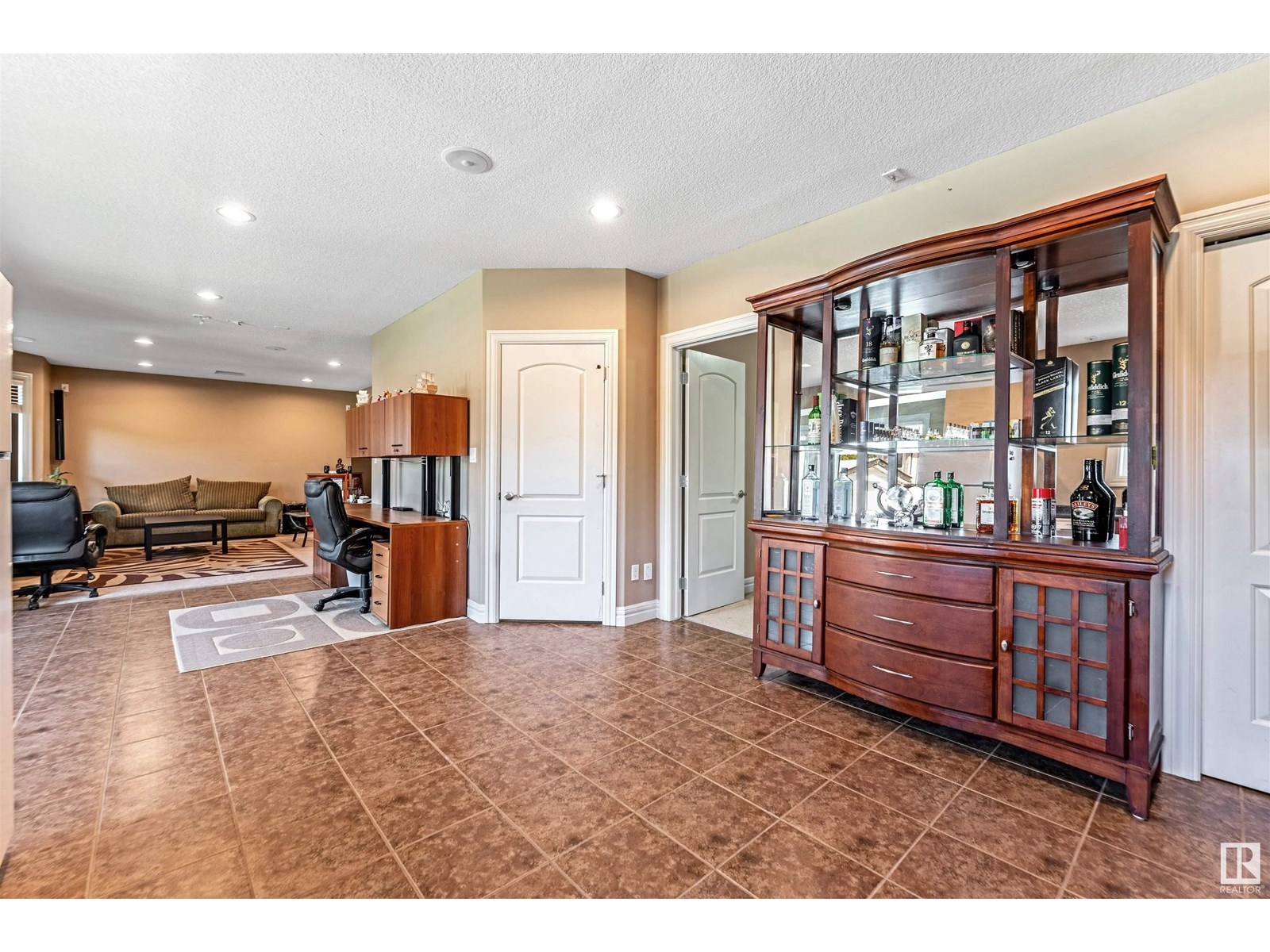 Photo 33 of 6928 14 Av Sw, Edmonton AB