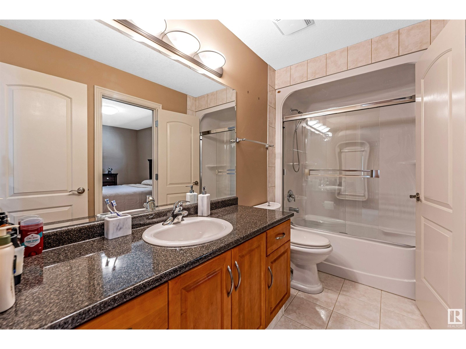 Photo 31 of 6928 14 Av Sw, Edmonton AB