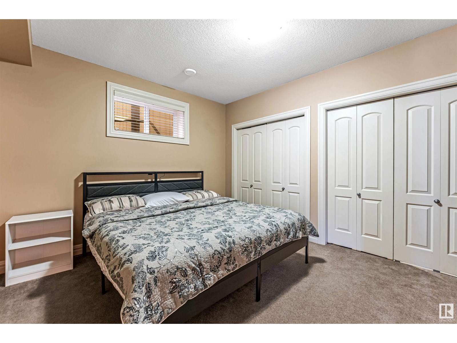 Photo 9 of 6928 14 Av Sw, Edmonton AB