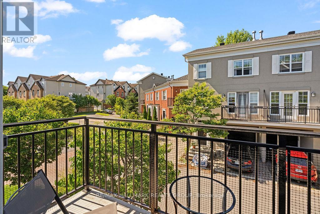 Photo 22 of 15 Georgeton Private, Ottawa ON