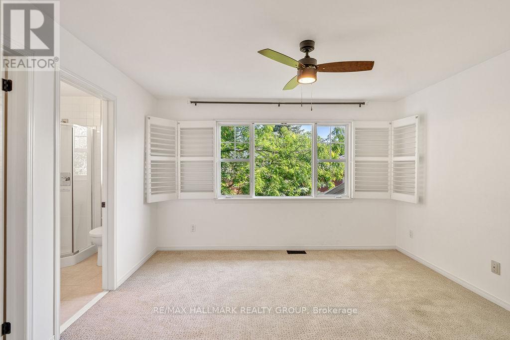 Photo 24 of 15 Georgeton Private, Ottawa ON