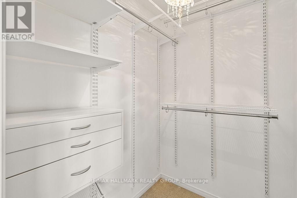 Photo 29 of 15 Georgeton Private, Ottawa ON
