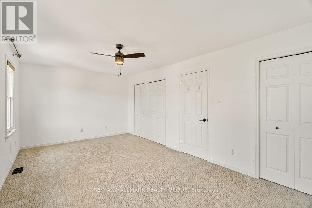 Photo 31 of 15 Georgeton Private, Ottawa ON