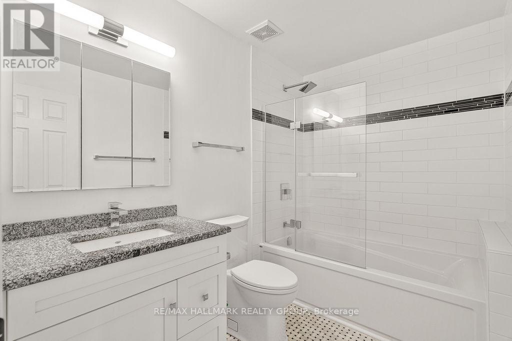 Photo 33 of 15 Georgeton Private, Ottawa ON