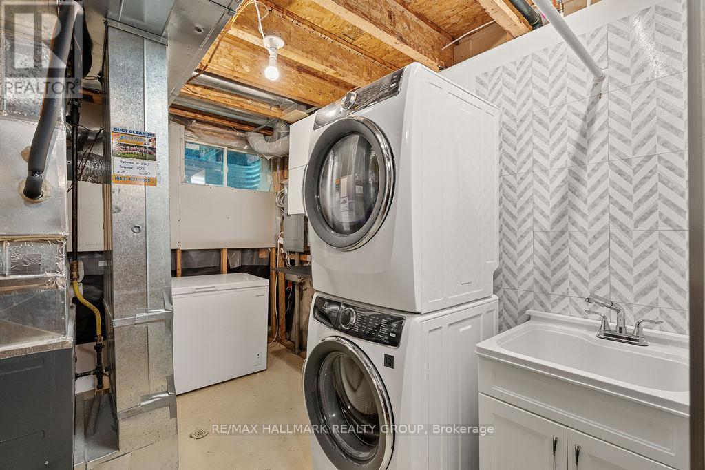 Photo 34 of 15 Georgeton Private, Ottawa ON