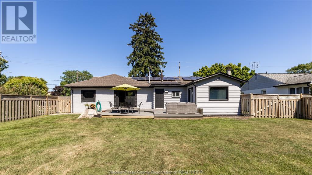 Photo 30 of 527 Jarvis Avenue, Windsor ON