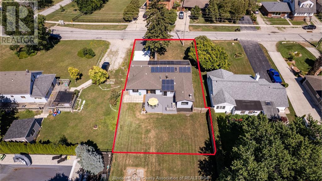 Photo 36 of 527 Jarvis Avenue, Windsor ON