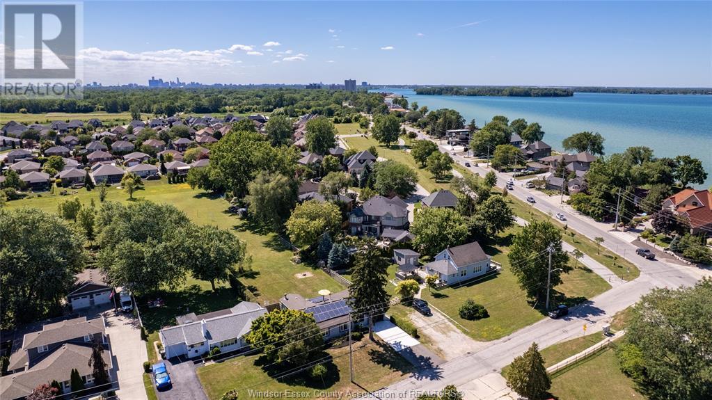 Photo 41 of 527 Jarvis Avenue, Windsor ON