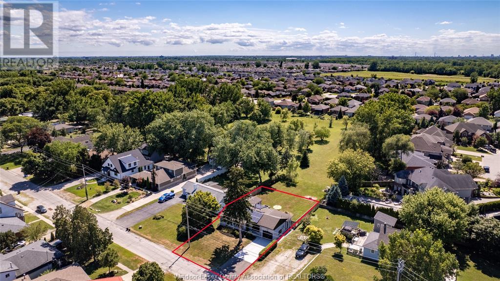 Photo 43 of 527 Jarvis Avenue, Windsor ON