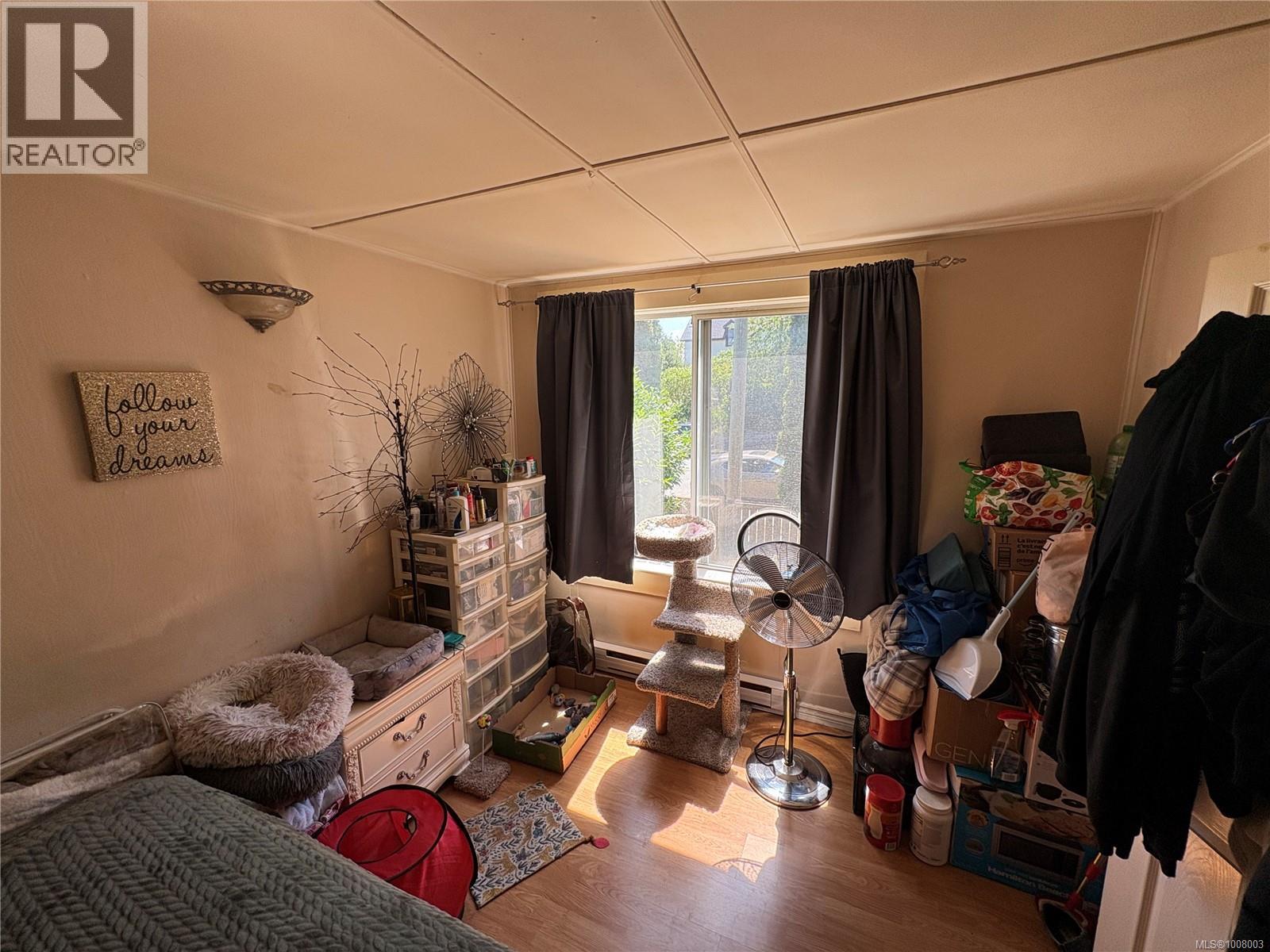 Photo 10 of 632 Milton St, Nanaimo BC
