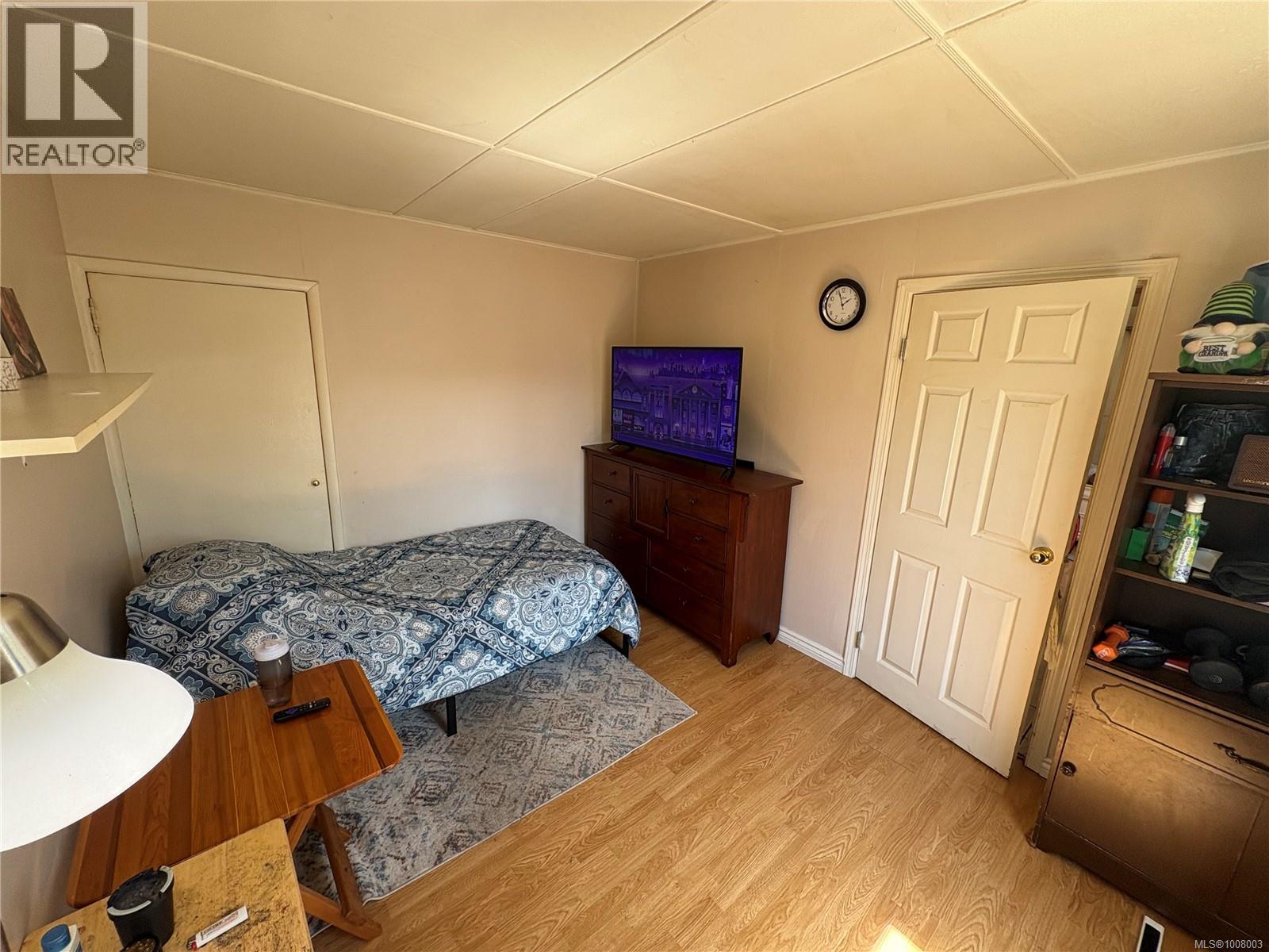 Photo 9 of 632 Milton St, Nanaimo BC