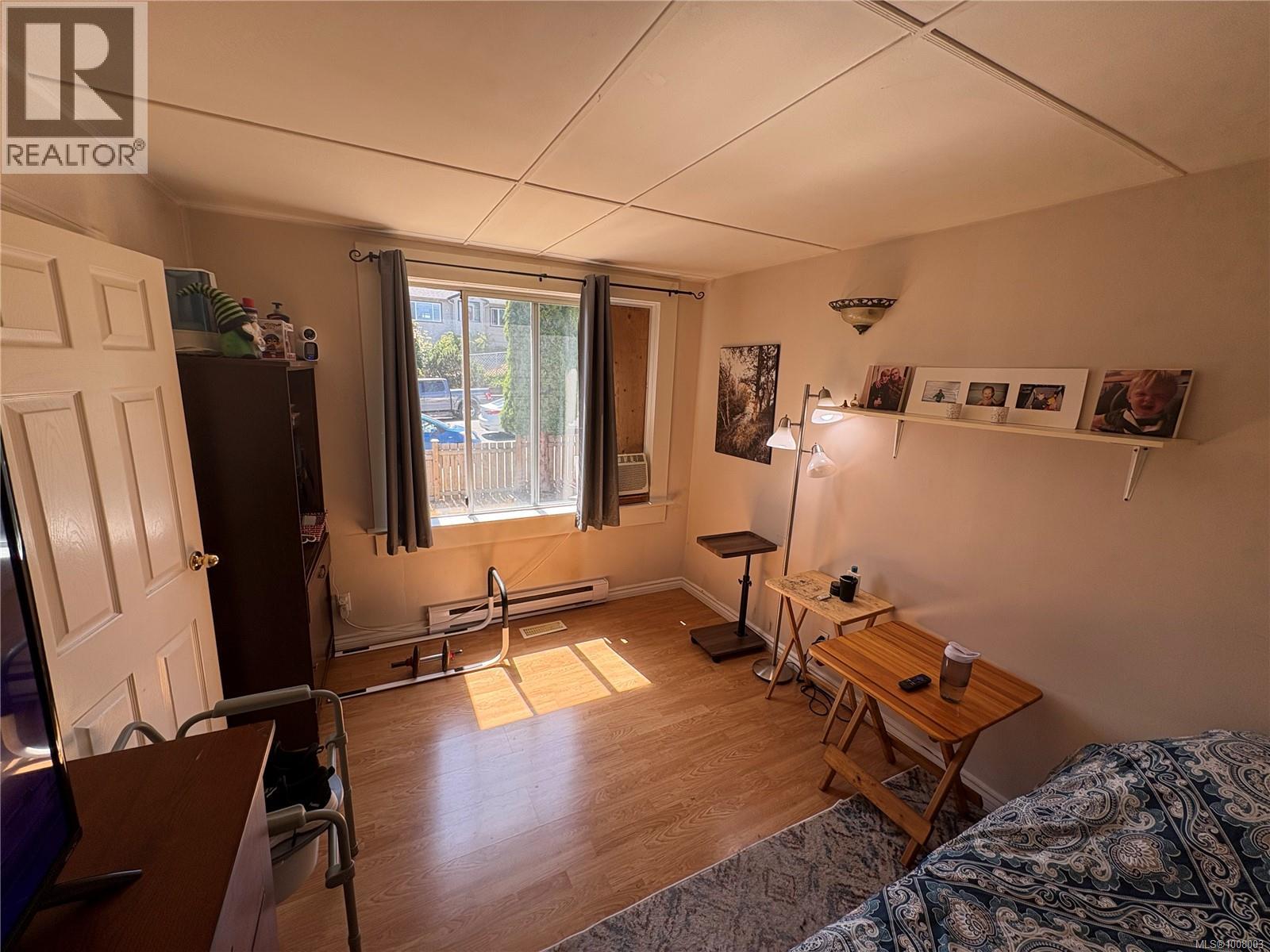 Photo 8 of 632 Milton St, Nanaimo BC