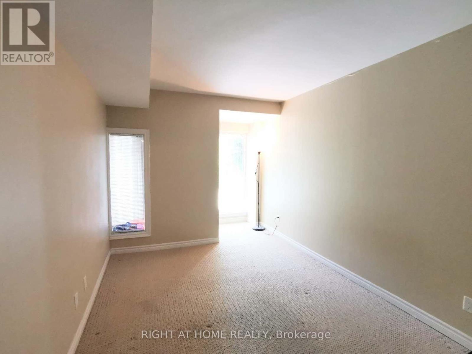 Photo 14 of 117 250 Lett Street, Ottawa ON