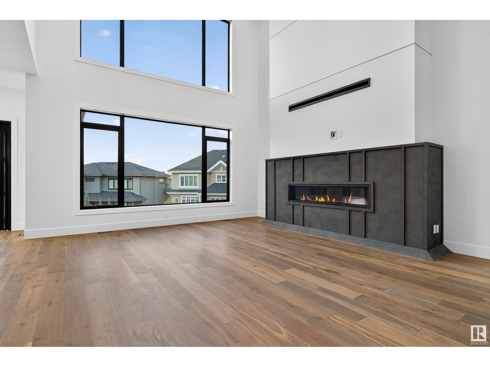 Photo 10 of 4712 Knight Cl Sw, Edmonton AB