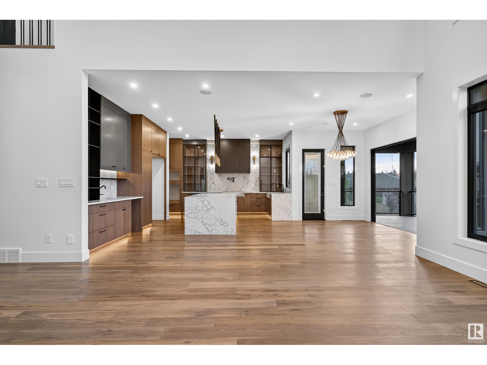 Photo 14 of 4712 Knight Cl Sw, Edmonton AB