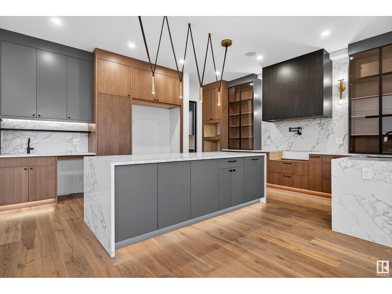 Photo 20 of 4712 Knight Cl Sw, Edmonton AB