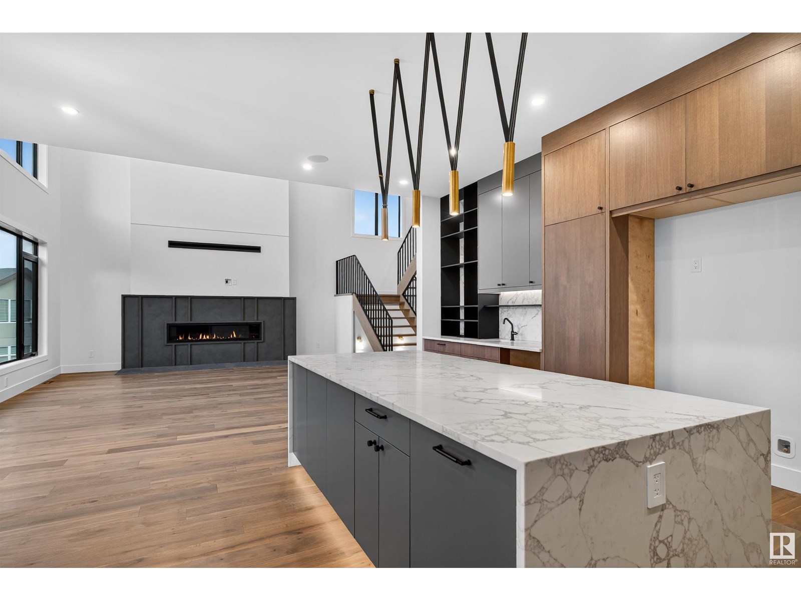 Photo 22 of 4712 Knight Cl Sw, Edmonton AB