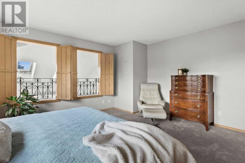 Single Family House for Sale in  Hawkside Close NW Hawkwood Calgary 