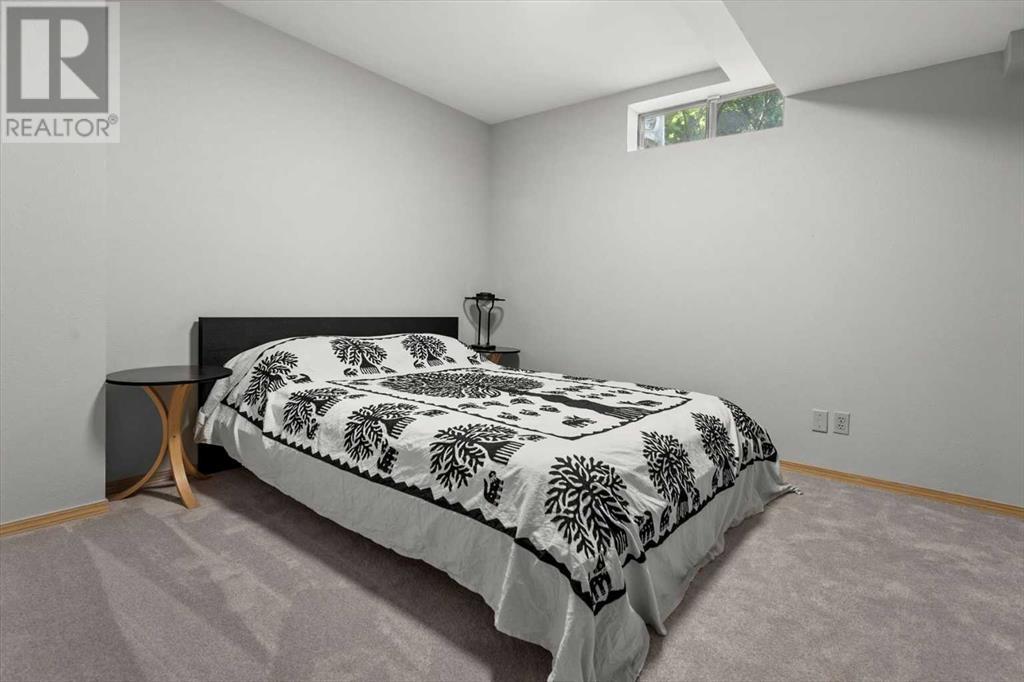 Single Family House for Sale in  Hawkside Close NW Hawkwood Calgary 