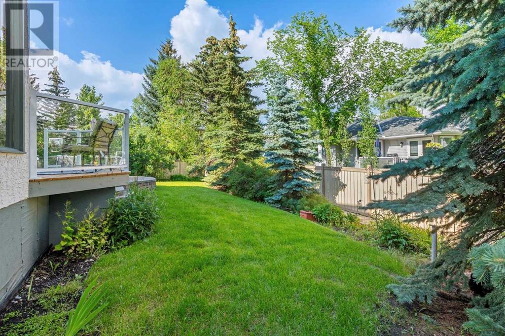 Single Family House for Sale in  Hawkside Close NW Hawkwood Calgary 