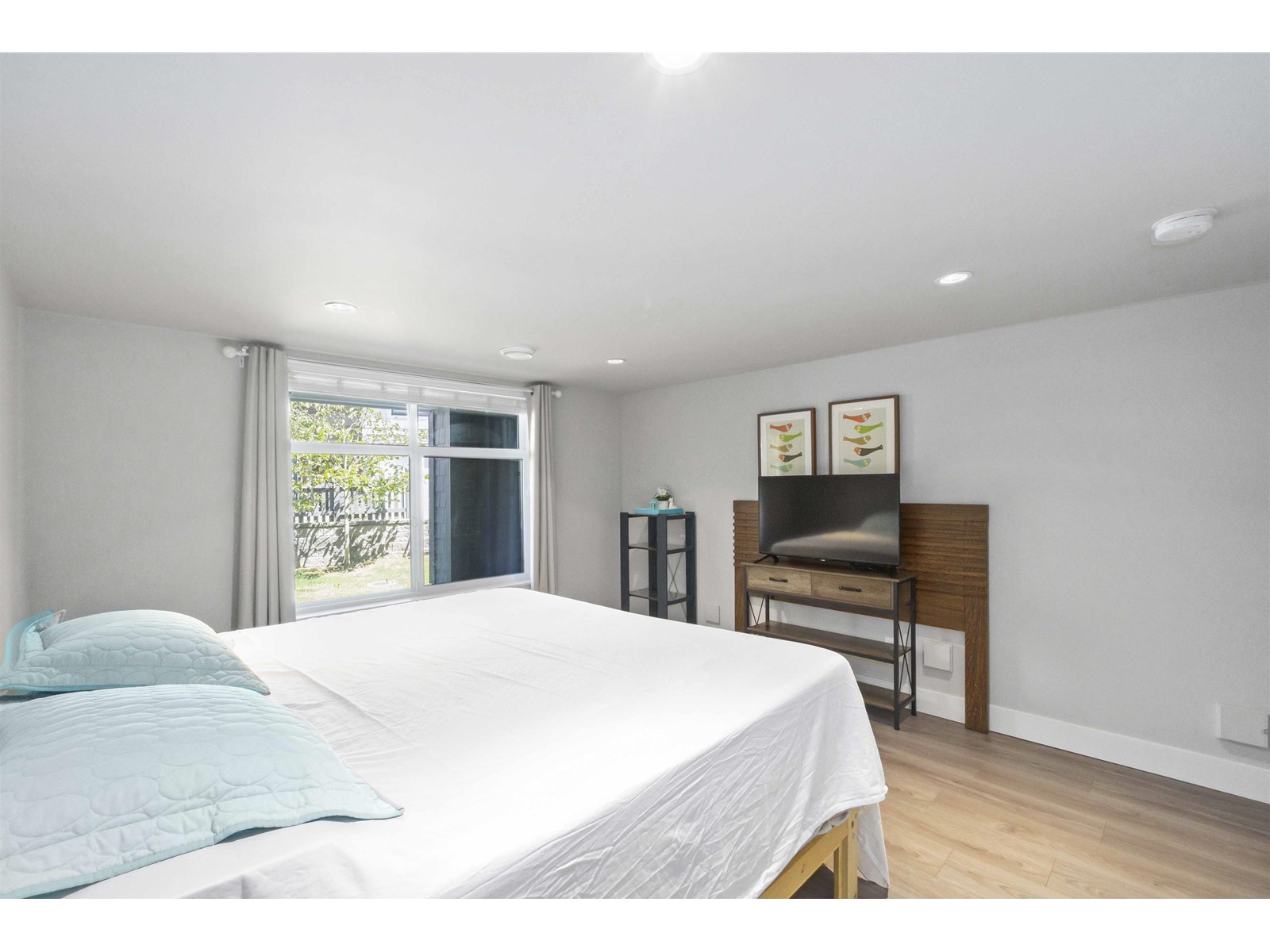 Photo 27 of 73 15677 28 Avenue, Surrey BC