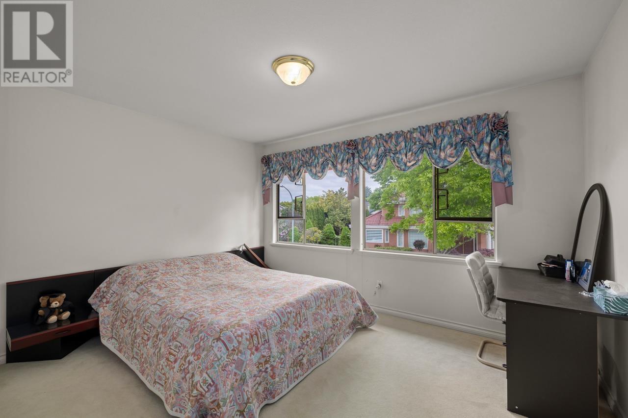 Photo 7 of 5602 Barnard Place, Richmond BC