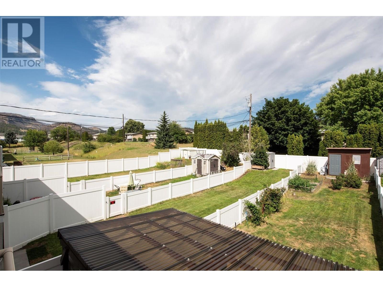 Photo 5 of 2745 Cameron Road, West Kelowna BC