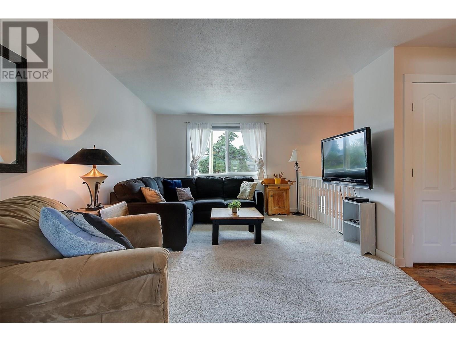 Photo 8 of 2745 Cameron Road, West Kelowna BC
