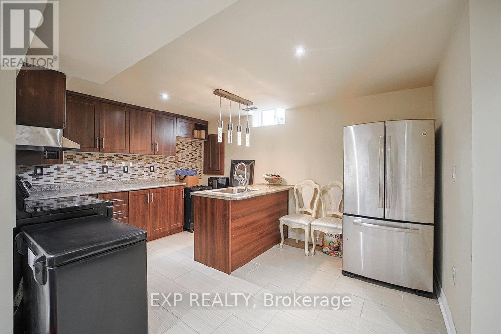 Photo 23 of 2 Carlson Place, Clarington ON