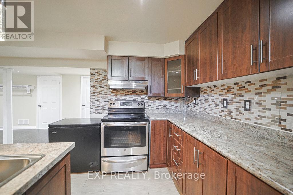 Photo 24 of 2 Carlson Place, Clarington ON