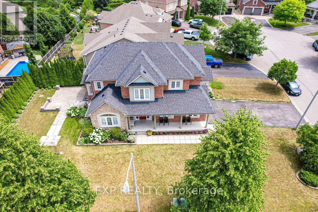 Photo 26 of 2 Carlson Place, Clarington ON